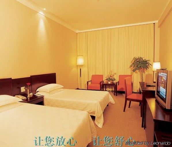 Voice Of Nature Holiday Hotel Hangzhou Room photo